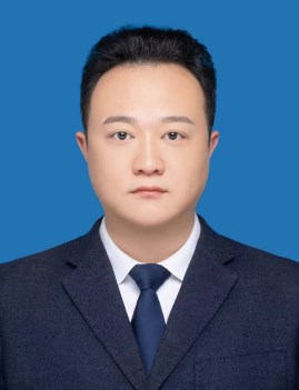 党工委委员、管委会副主任：余强